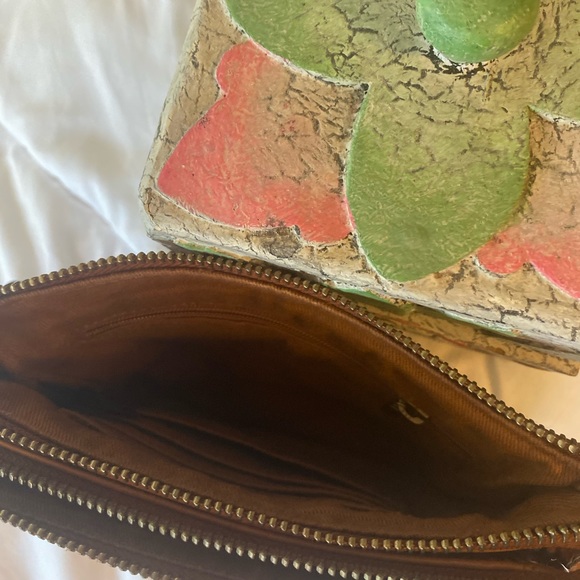 Unbranded small  brown crossbody - Picture 10 of 14